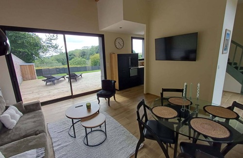 Martin-Eglise House | Le gite du monastère discreet luxury between the beach 5 minutes away and the Normandy countryside