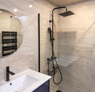 Naturist Village Hotel | Le Jardin de Babylone Résidence Festive & Naturiste "réservé aux couples uniquement"