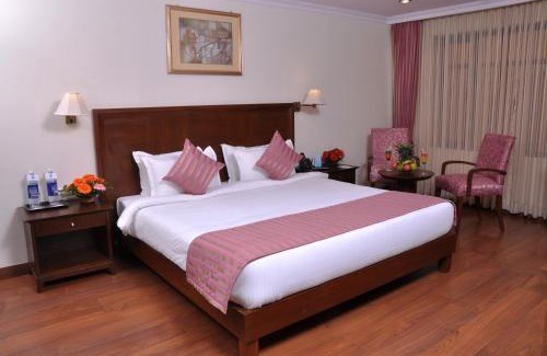 Ranchi Hotel | Le Lac Sarovar Portico- Ranchi