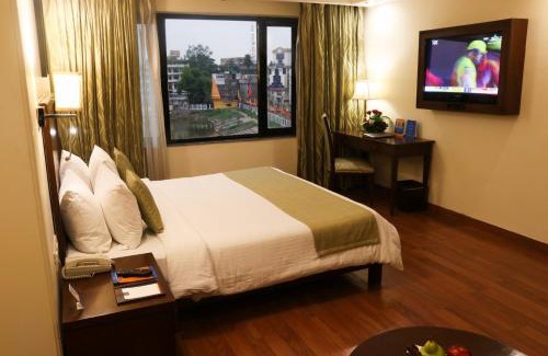 Ranchi Hotel | Le Lac Sarovar Portico- Ranchi