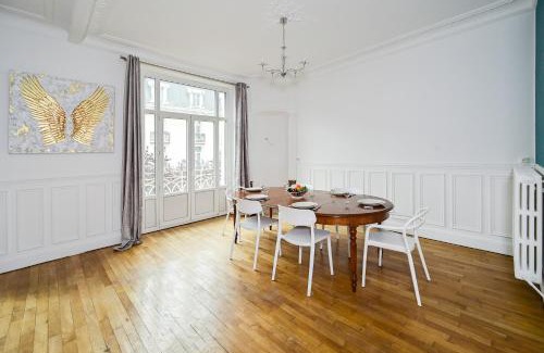 Poincare - Foch - Anatole France - Croix de Bourgogne Apartment | Le Loft d'Anatole - Duplex de 125 m2