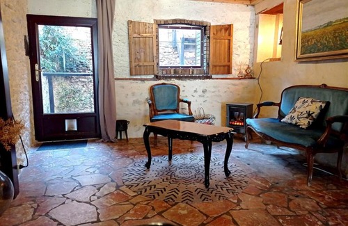 Montreuil-Bellay House | Le Logis du Vieux Rempart