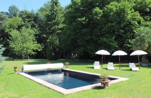 Cuisery House | Le Manoir Bressan Beautiful spacious family home, quiet, dogs OK