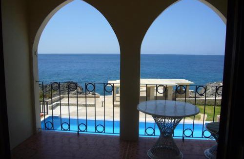 West End Hotel | Le Mirage