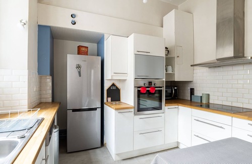 Centre Apartment | LE MONNAIE - Vue Cathédrale