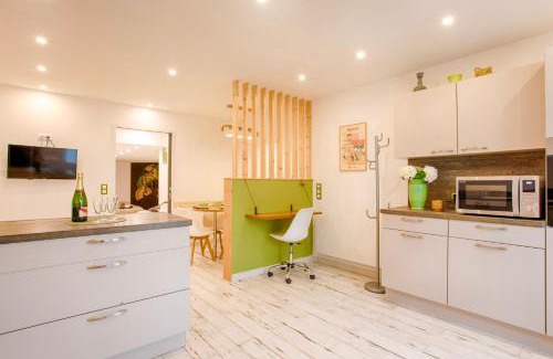 Saint-Martin-des-Entrees Apartment | Le Mont'aide - Bayeux - 3 lits - Accessible PMR