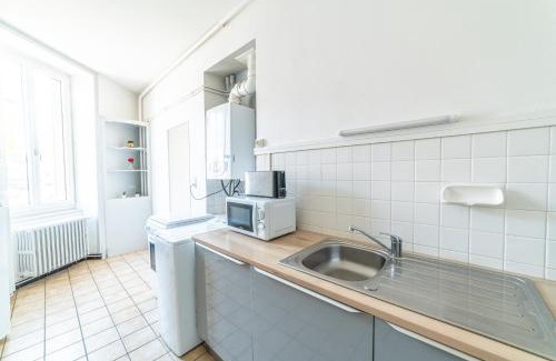 Neris-les-Bains Apartment | Le Nérisien - Charmant studio pour 2