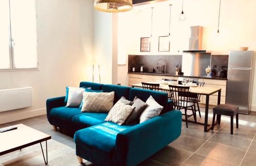 Quartier Administrations Apartment | Le Pari Nîmois, avec Parking, Centre Ville Arènes