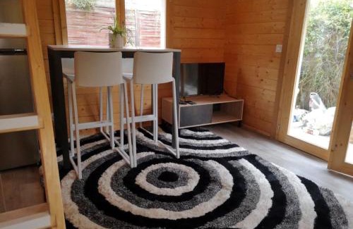 Route d'Arles Apartment | Le Petit Chalet de Nîmes Shantay Youstay