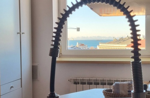 Citta Nuova-Barriera Nuova-San Vito-Citta Vecchia Apartment | Le Petit Phare : in old town and sea view