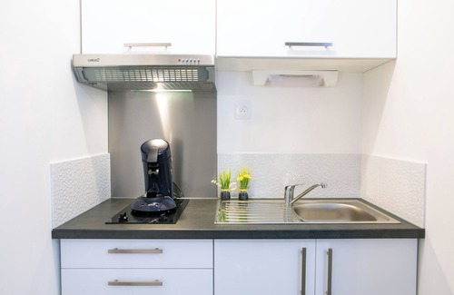 Laval Apartment | Le Pied-à-Terre - Wifi - Centre-ville