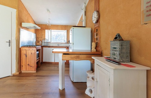 Estibeaux House | Le Pied à Terre – Cosy Holiday Home with Pool and Pyrenees View in Estibeaux