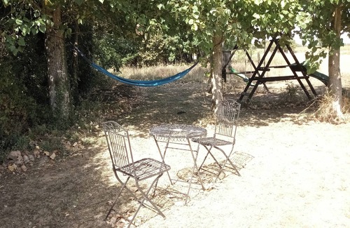 Hanc House | Le Poirier- Beautiful 3 bedroom Gite with on-site Swimming Pool and Gardens