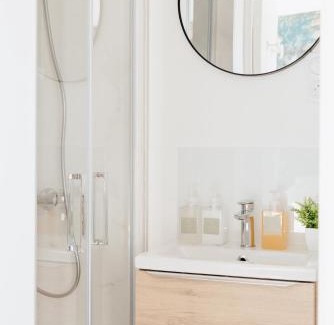 Pont Rean Apartment | Le Reflet des Cygnes