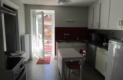 Saint-Amarin Apartment | "Le relais Bleu" at the foot of the mountain, spacious, quiet, terrace + garden, 4 + 2pers