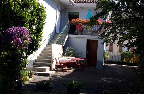 Saint-Amarin Apartment | "Le relais Bleu" at the foot of the mountain, spacious, quiet, terrace + garden, 4 + 2pers