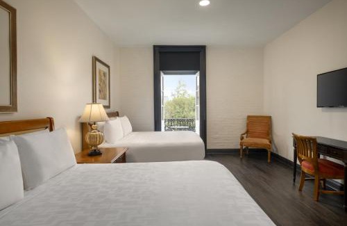 French Quarter Hotel | Le Richelieu Hotel in the French Quarter
