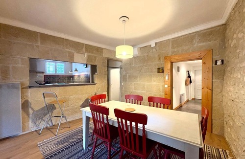 Quartier Administrations Apartment | Le Saint Antoine, Downtown, 2 bedrooms, A/C