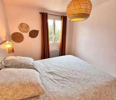 Les Sables d'Olonne Apartment | Le Surfeur, appartement cosy au coeur d'Arago