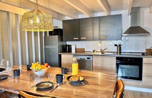 Les Sables d'Olonne Apartment | Le Surfeur, appartement cosy au coeur d'Arago