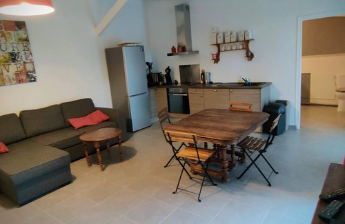 Saint-Pierre-Aigle Apartment | Le Translon