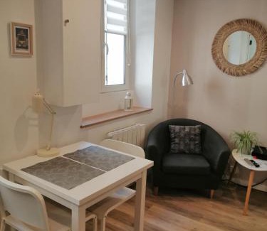 Notre-Dame Apartment | Le Vauban, Charmant studio 5 minutes du Château