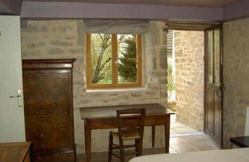 Villeferry Hotel | Le Verger Sous Les Vignes