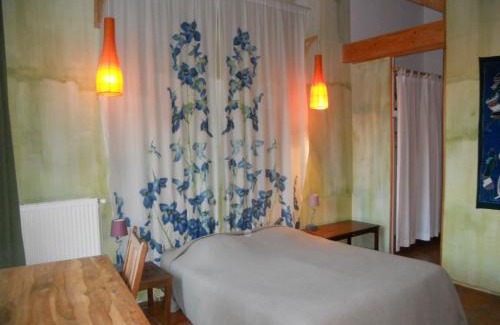 Villeferry Hotel | Le Verger Sous Les Vignes