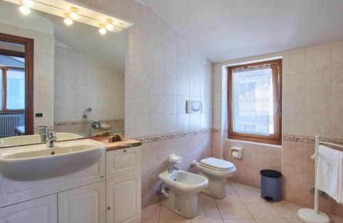 Dongo House | Le Villette by Interhome