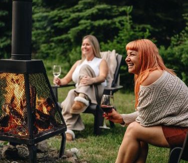 Sainte-Lucie-des-Laurentides House | Le2089 - Spa et plage - Les chalets dans le nord