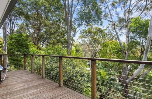 Copacabana House | LEAFY FAMILY BEACH RETREAT | Accom Holidays