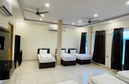 Bail Parao Resort | Lee Corbett Resort