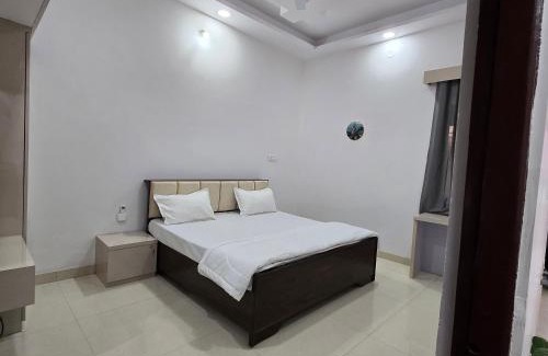 Jabalpur Apartment | Leela home stay -Jabalpur - Luxury 2BHK apartment-N1