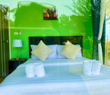 Tha Sala House | Leelavadee Villa Sea Views