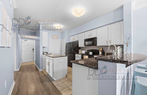 Gulfport Condo | Legacy Tower I #902 Overlooks the beautiful Gulf of Mexico!