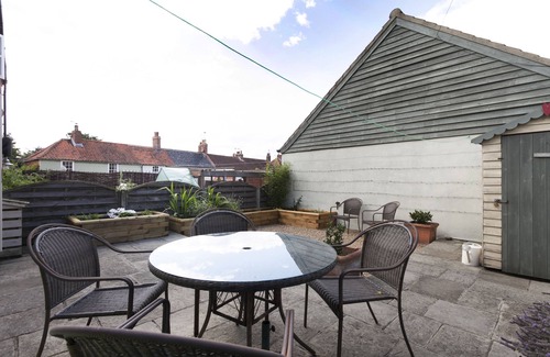 Holt Cottage | Legion Cottages - a self catering cottage that sleeps 4 guests in 2 bedrooms