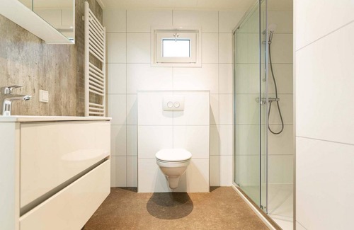 Avenhorn Ski Chalet | ✓ Leijhoeve at Park Westerkogge ✓ Holiday home for 6 people ✓ Located in Berkhout (North Holland) ✓ Waterfront holiday resort ✓ Book directly at the resort