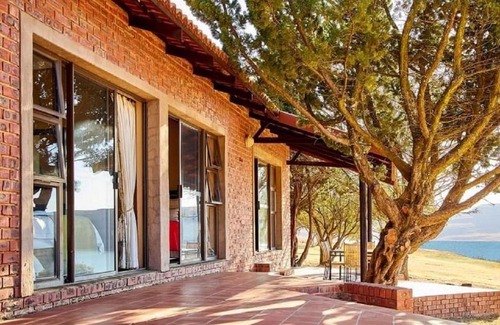 Phuthaditjhaba Apartment | Leisure Time Rentals - Qwantani Resort