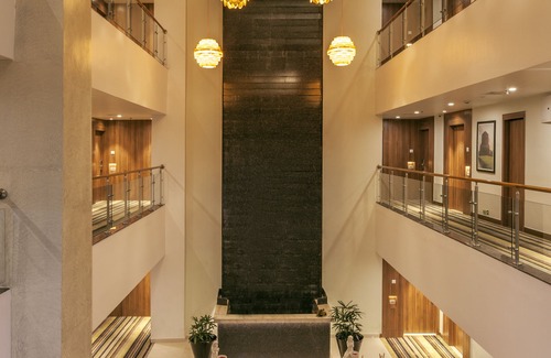 Patna Hotel | Lemon Tree Premier Patna