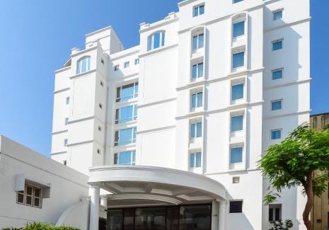 Ahmedabad City Centre Hotel | Lemon Tree Premier “The Atrium” Ahmedabad