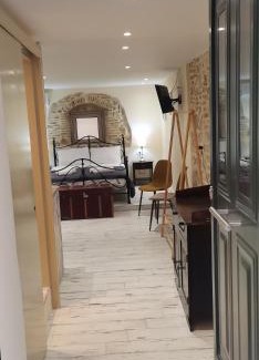 Old Town Apartment | LEMON TREE Square house