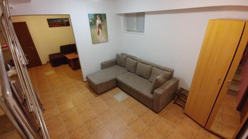 Bucharest Apartment | Lemonhouse