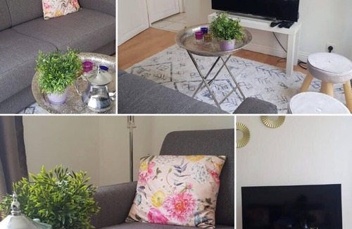 Quartier de la Folie-Mericourt Apartment | Len'appart