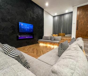 Bandung Villa | LeRoca Villa