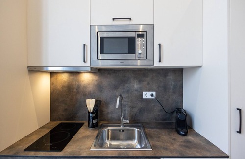 Montolivet Apartment | Les Arts Plaza C by Concept Flats