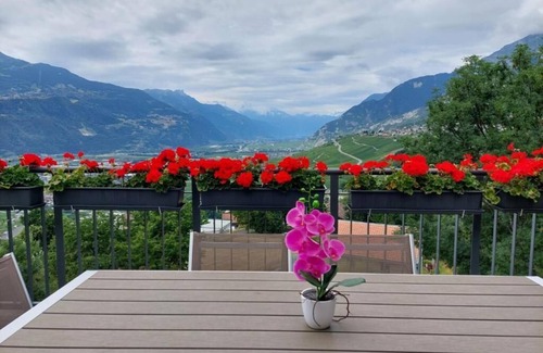 Chandolin-près-Savièse Apartment | Les balcons du Rhône - Superior Queen Room with Two Queen Beds - 2 Guestsn