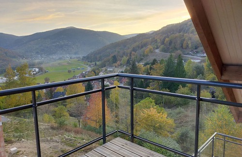 Muhlbach-sur-Munster Ski Chalet | Les Cîmes: Charming appartment "at JO's chalet