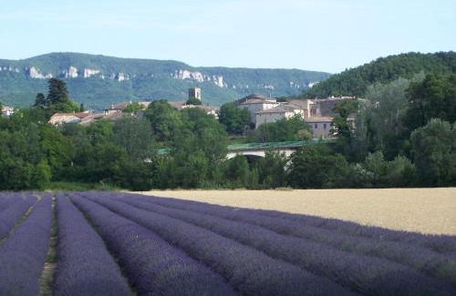 Charols Bed & Breakfast | Les Cigales