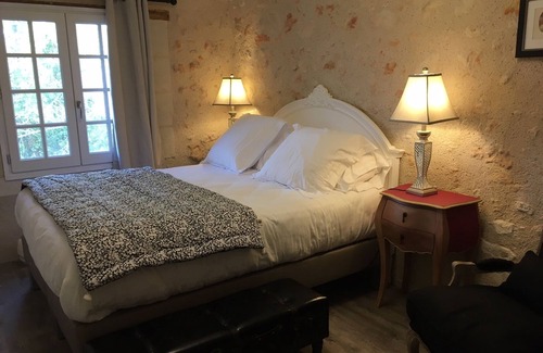 Amboise House | Les Colonnes de Chanteloup