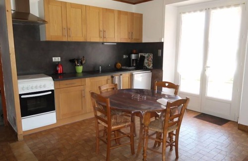 Usclades-et-Rieutord House | Les Confoulines by Interhome